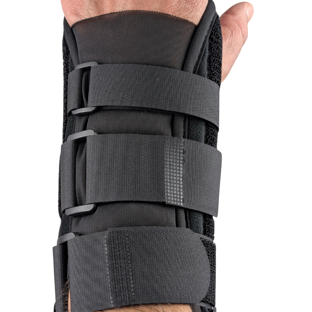 Justerbart handledsstöd för arbete vid dator och tangentbord